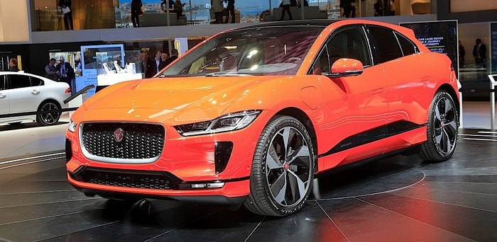 جاجوار IPace تباع في الولايات المتحدة بسعر 69.500 دولار وتنافس تسلا Model X