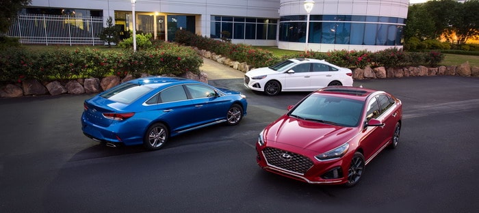 هيونداي سوناتا هايبرد 2018 المحسنة تستعد للعرض في شيكاغو