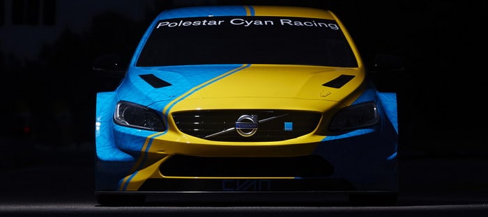 فولفو S60 WTCC تحصل علي حلة خارجية مثيرة بألوان العلم السويدي