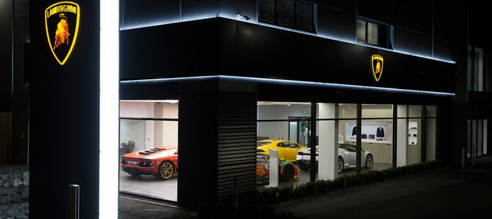 لامبورجيني تفتتح صالة عرض مصممة لاطلاق موديل أوروس