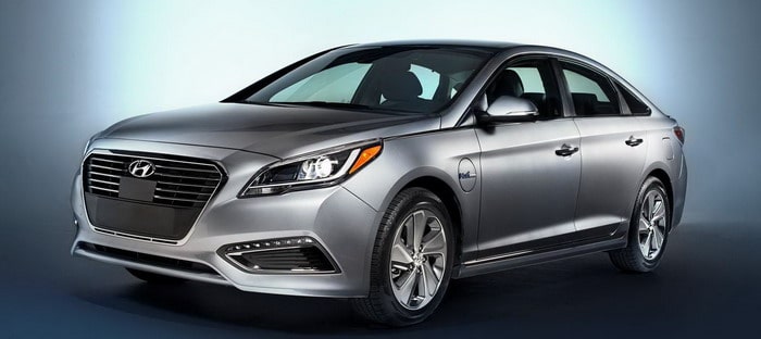 هيونداي سوناتا Plugin هايبرد 2016 تقدم بسعر يبدأ من 34.600 دولار في اصدارين