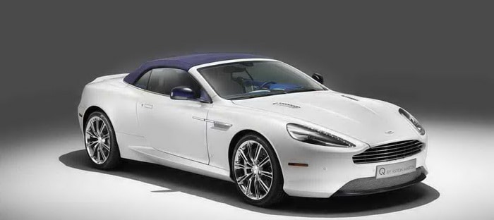 أستون مارتن DB9 Volante Morning Frost تخرج للنور بالأبيض والأزرق