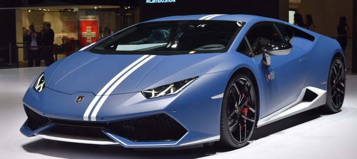 لامبورجيني هوراكان أفيو الجديدة تكرم القوات الجوية الايطالية في جنيف 2016