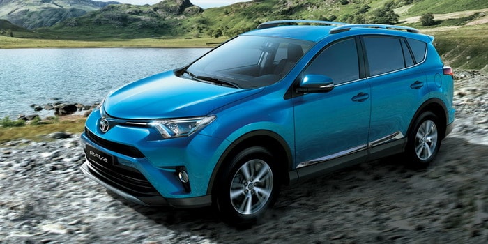 مراجعة سيارة تويوتا راف 4 2018 … أربعة شخصيات في قالب واحد