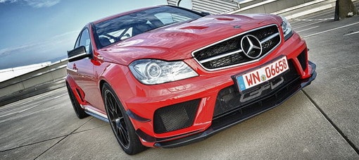 جاد موتورز تزيد مرسيدس – بنز C63 AMG توحشاً بقوة 850 حصان