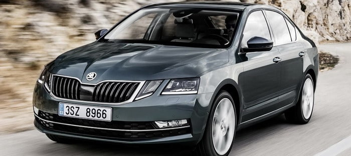 سكودا تطلق أوكتافيا وأوكتافيا RS بصورة رسمية في ديترويت