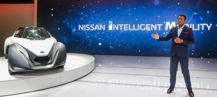 نيسان ليف الكهربائية تعرف طريقها للشرق الأوسط عبر معرض دبي للسيارات