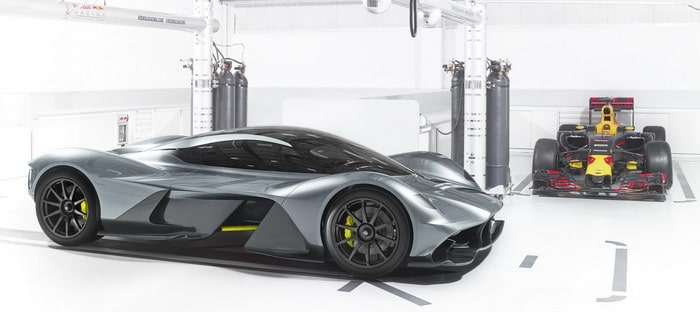 أستون مارتن AM-RB 001 . . سيارة العقد الخارقة تظهر لأول مرة في كندا