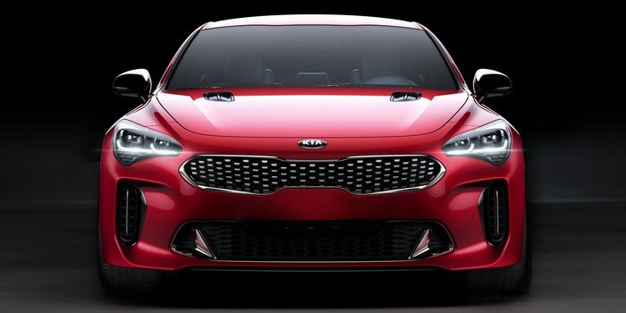 كيا ستينغر 2018 تظهر لأول مرة في العالم في معرض أمريكا الشمالية الدولي للسيارات