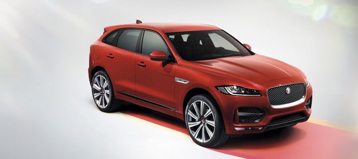 جاجوار FPace تفوز بجائزة سيارة العام 2017