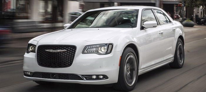 كرايسلر 200S Alloy Editions و 300S يقدمان بتحديثات محدودة في شيكاغو