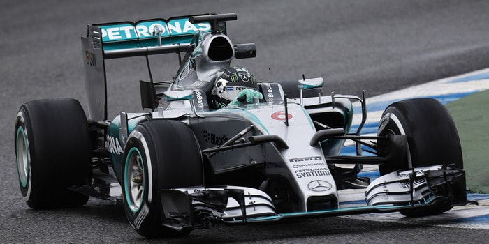 بريتوري يرى أن مرسيدس ستسيطر من جديد خلال 2015