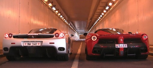 فيديو: لافيراري وفيراري انزو تتحديان بعضهما البعض في معركة صوتية بأحد الأنفاق