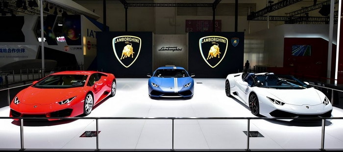 لامبورجيني تعلن تواجدها في الصين بثلاثية هوراكان في بكين 2016
