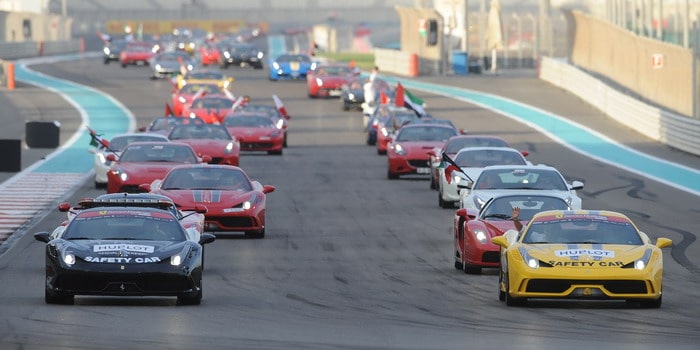 سيارات فيراري تسجل أكبر تجمع لها في الشرق الأوسط