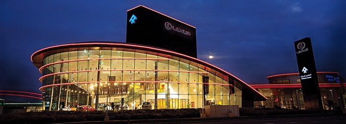 الفطيم موتورز تطلق أول صالة عرض لسيارات لكزس المستعملة