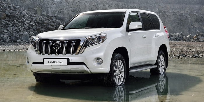 مراجعة سيارة تويوتا لاند كروزر برادو 2015 … 60 عامًا من تحقيق الأساطير