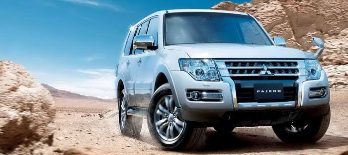 ميتسوبيشي تكشف النقاب عن باجيرو المحسنة في اليابان بتحديثات داخلية بسيطة