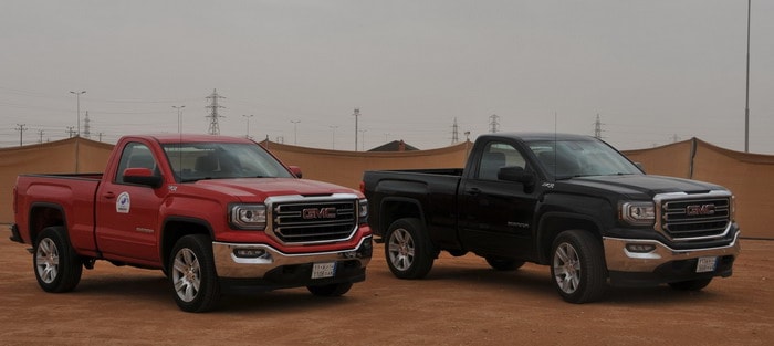 GMC سييرا 2016 تخترق الكثبان الرملية السعودية بقوة وشراسة لا تضاهي