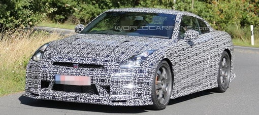 أولى الصور التجسسية لنسخة نيسمو من نيسان GTR 2014