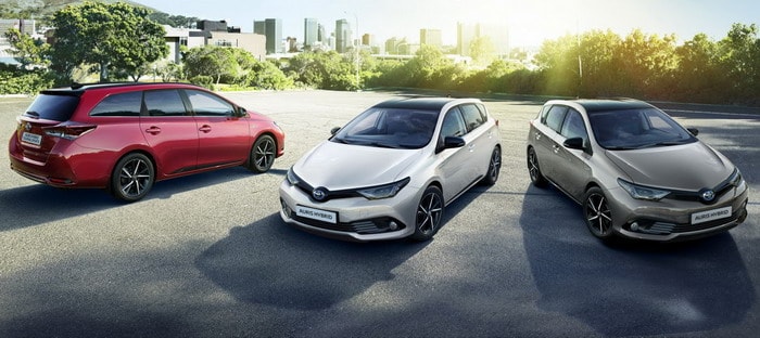 تويوتا تضيف نسخة BiTone Edition لموديل أوريس