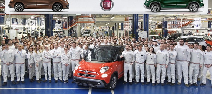 ?فيات تعلن عن إنتاج النسخة 500 ألف من موديل 500L في صربيا