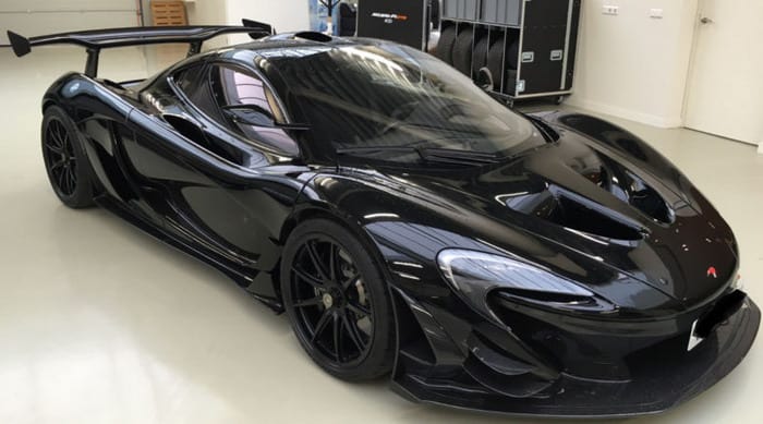 هناك سيارة ماكلارين P1 GTR LM قانونية للطرق تنتظر مشتري في أمستردام