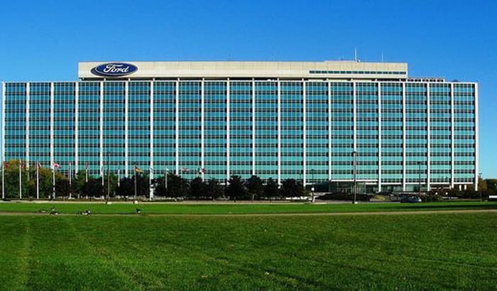 استدعاء 414 سيارة فورد F150 واسكيب ولينكولن MKC في الامارات