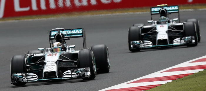 نيكي لاودا – مرسيدس لن تتدخل فى المنافسة على اللقب