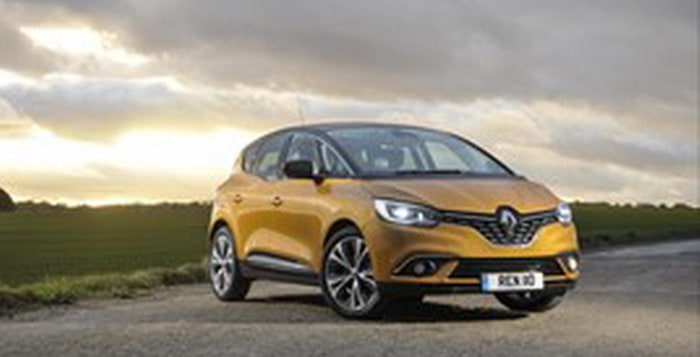 رينو تقلل من اصدارات موديلات سينيك وجراند سينيك وكوليوس