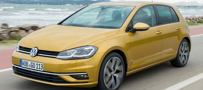 فولكس فاجن جولف المحسنة تبدأ مبيعاتها في بريطانيا بسعر 22 ألف دولار