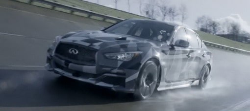 فيديو: إنفينيتي Q50 Eau Rouge تبدأ اختباراتها بمحرك GTR