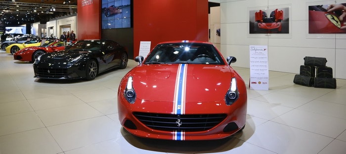 فيراري كاليفورنيا T بلمسات Tailor Made تقدم في معرض بروكسل