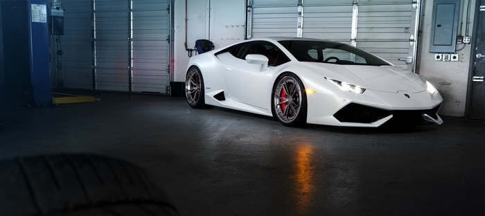 لامبورجيني هوركان تتزين بعجلات PUR لتبرز مفاتنها