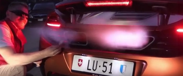 فيديو : ماكلارين 12C تتحول لأغلي ولاعة سجائر في العالم !!