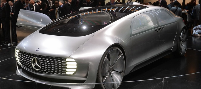 مرسيدس F 015 Luxury in Motion تقدم الساحة الرقمية المستقبلية في ديترويت 2015