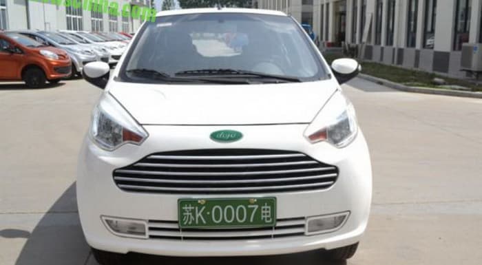 ويستمر الاستنساخ . . شركة صينية تستنسخ واجهة أستون مارتن Cygnet في سيارتها