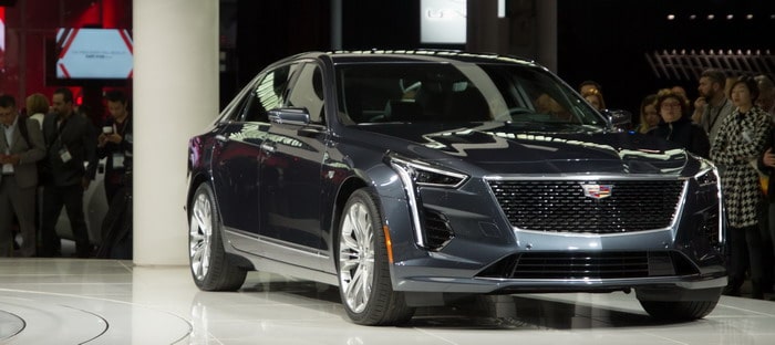 كاديلاك CT6 VSport الجديدة بمحرك V8 جديد تظهر في نيويورك