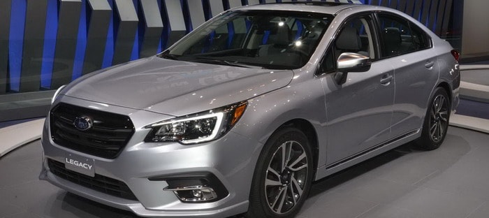 سوبارو ليجاسي موديل 2018 تزداد جاذبية في شيكاغو 2017