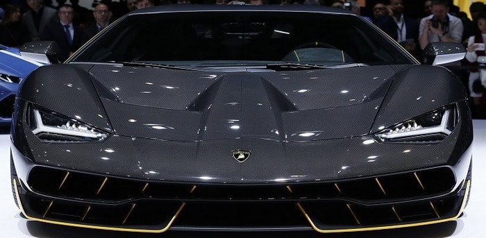 استدعاء 139 سيارة لامبورجيني أفينتادور في السعودية لاحتمال حدوث حريق