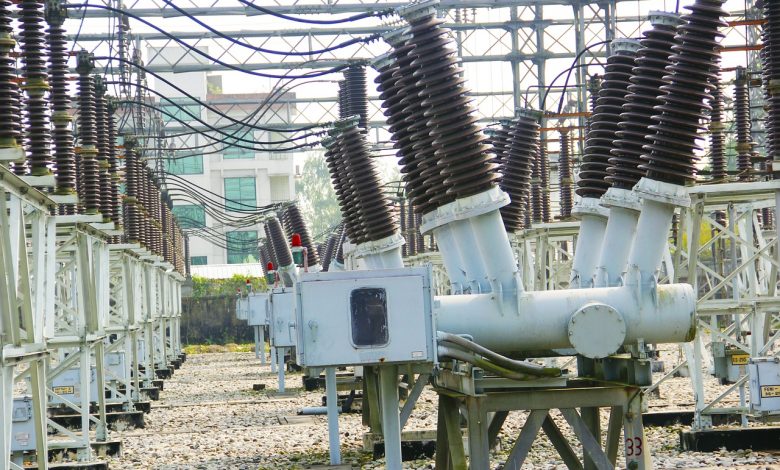 الكهرباء الحديدية – Ferroelectricity