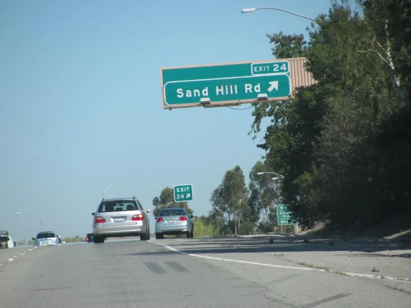 تمويل المشاريع في الولايات المتحدة يحطم الأرقام القياسية بـ 267 مليار دولار بقيادة OpenAI وxAI