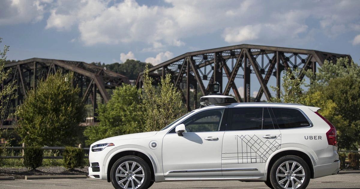 فيلان نت: باب خلفي للذكاء الاصطناعي غير قابل للكشف يسيطر على السيارات ذاتية القيادة