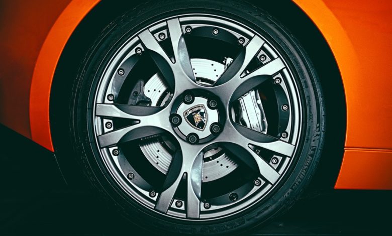 أنظمة تحسين فرامل السيارة