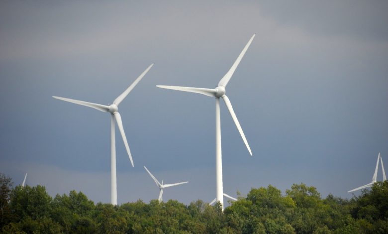 تحويل الطاقة الحركية إلى طاقة كهربائية