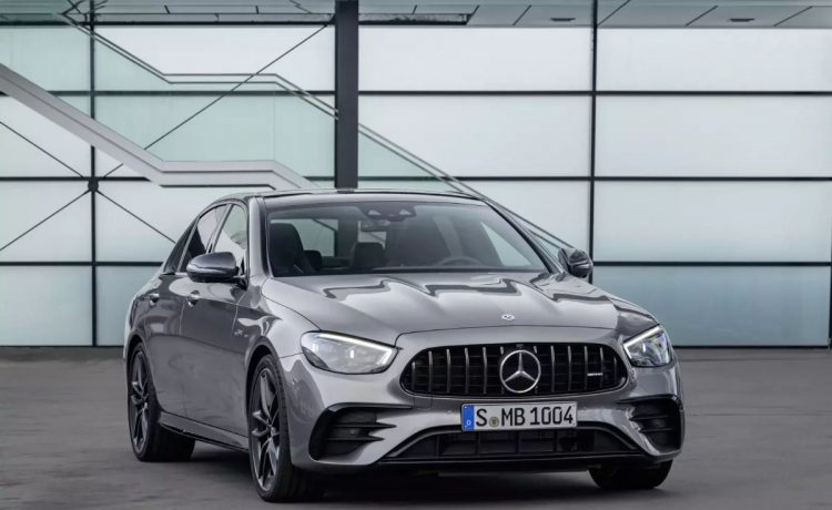 مراجعة مرسيدس AMG E53 موديل 2021 .. تصميم أحدث بنفس القوة