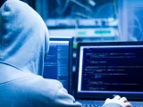 ما الفرق بين الإنترنت المظلم (Dark Web) والإنترنت العميق (Deep Web)؟