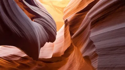 كيف يتم تصنيف الصخور الإندفاعية؟