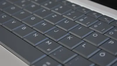 مراجعة لوحة مفاتيح HP EliteBook X G2i 14: التصميم الخالي من الإطارات الذي تحتاجه الحواسيب
