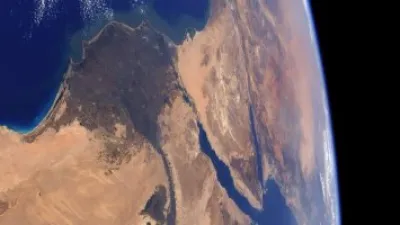 النهر الخالد شريان الحياة.. رائد فضاء فرنسى يتغزل فى دلتا النيل وموقع مصر المميز